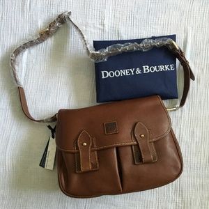 Dooney & Bourke Florentine Saddle, Chestnut